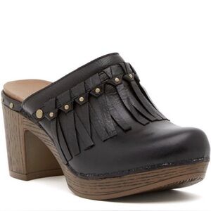 DANKSO DENI BLACK LEATHER FRINGE BOHO RETRO PLATFORM SLIP ON CLOGS